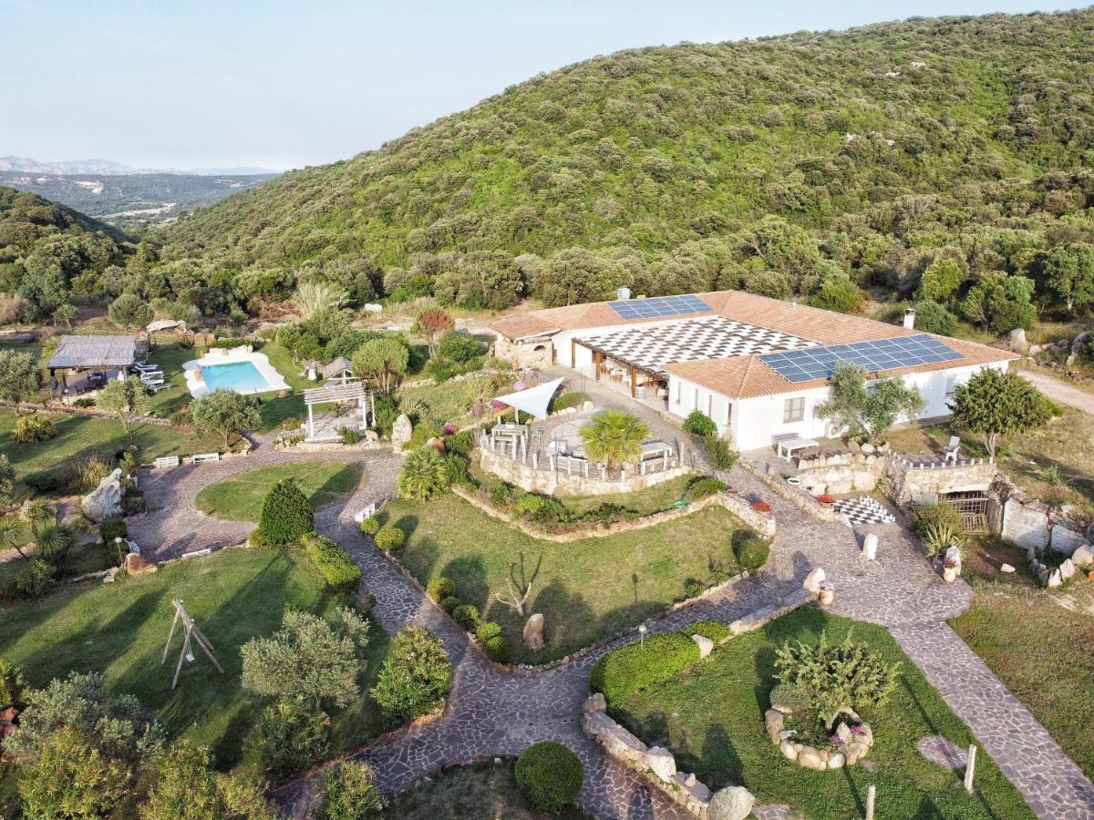 La Quercia Della Gallura Luogosanto Buitenkant foto