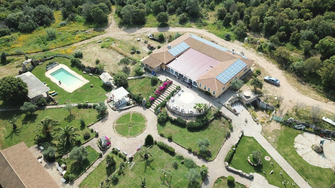 La Quercia Della Gallura Luogosanto Buitenkant foto